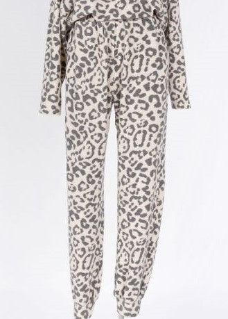 Warm Embrace Leopard Print Jogger